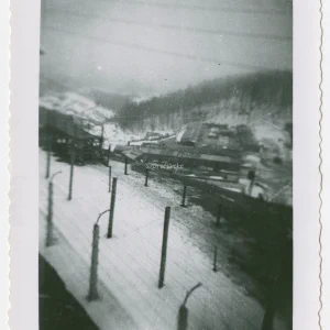 Zicht op concentratiekamp Flossenbürg. April 1945